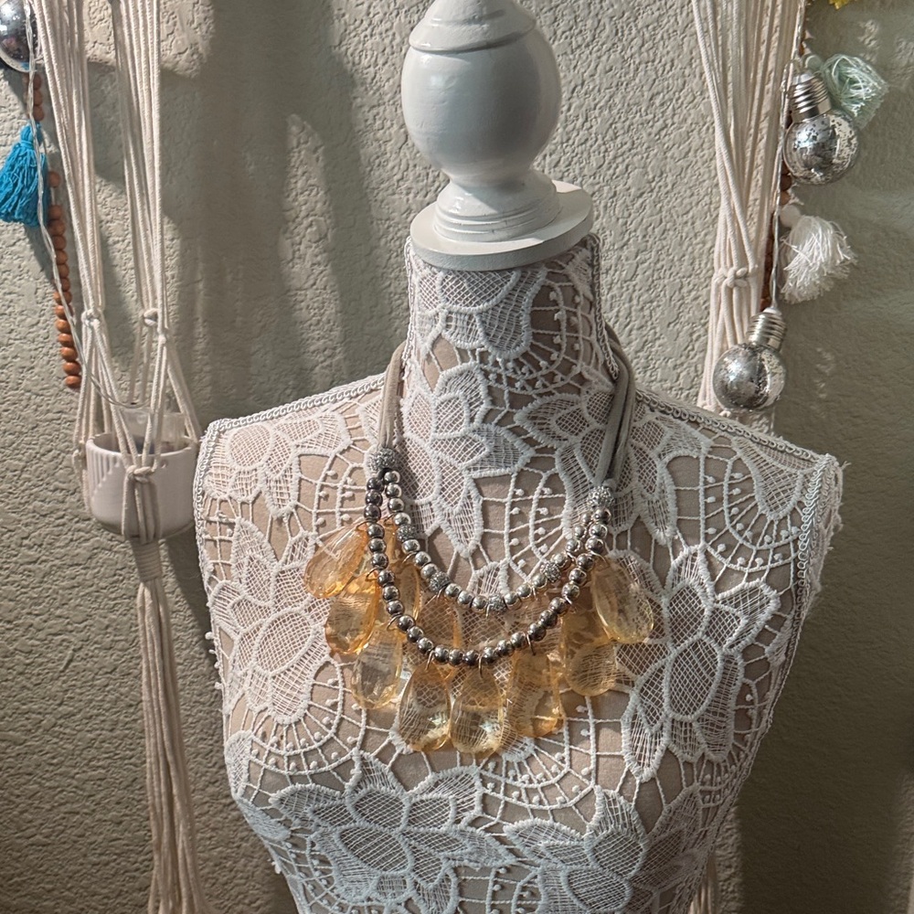 Elegant Silver Necklace